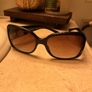 Tory Burch Stylish Black Sunglasses